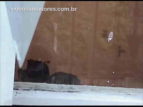 ❤️ Raġel qarn iħares lit-tfajla tiegħu ma' raġel ieħor, jirreġistra video fuck mingħajr ma jfixkel lill-koppja ️ Porn biss f'mt.xxxhdporn.ru ﹏