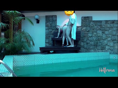 ❤️ Boss jistieden maid għall-pool, iżda ma setgħetx tirreżisti sħun ️ Porn biss f'mt.xxxhdporn.ru ﹏
