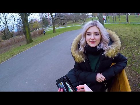 ❤️ Tibla kum sħun ta' barrani għall-flus - blowjob fil-park minn Eva Elfie ️ Porn biss f'mt.xxxhdporn.ru ﹏